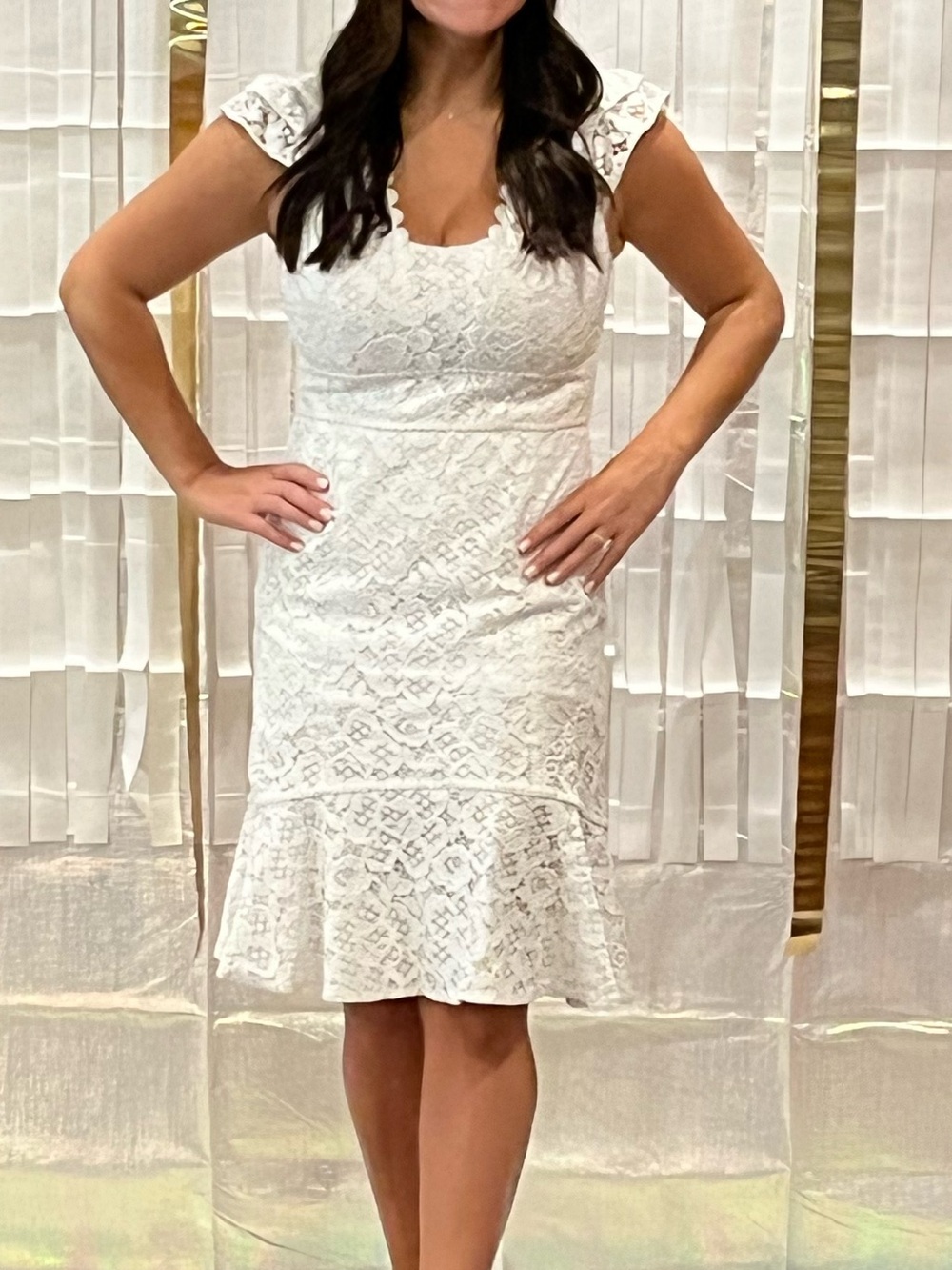 Lilly Pulitzer Lace Flutter Sleeve Dress - White Size 8 - Picture 7 of 7